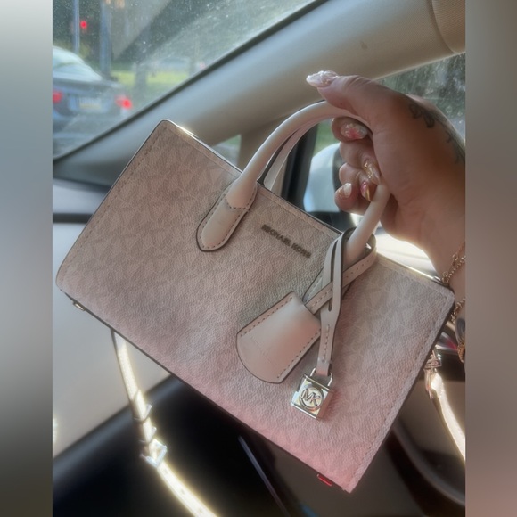 Micheal kors white Scarlett purse - Picture 1 of 4